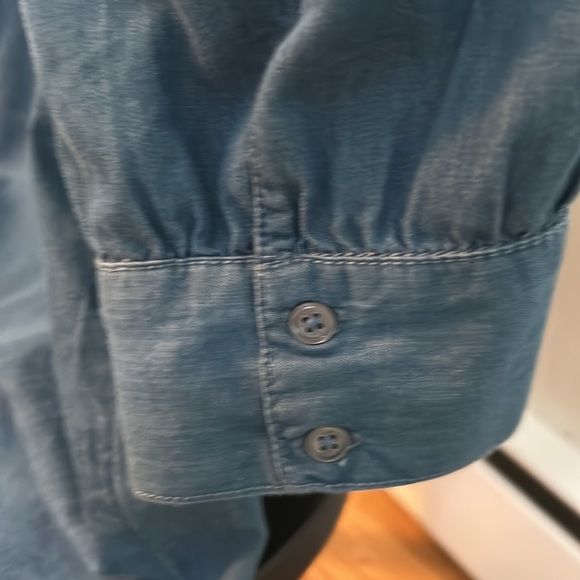 Denim Monoprix French short sleeve button down blouse size 40 EUR (8/10). - Picture 3 of 4